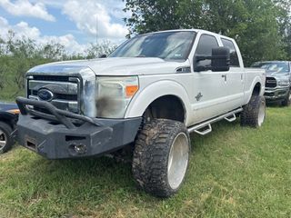2011 Ford F-350 LARIAT - Exterior Side Driver Image